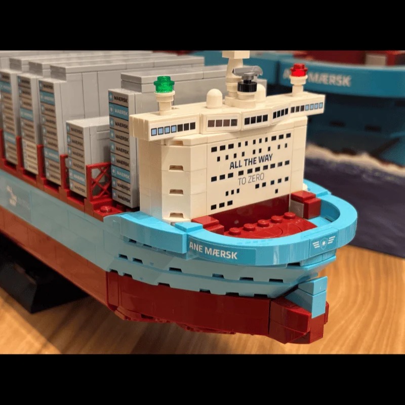 ชุดตัวต่อเรือคอนเทนเนอร์แบบสอง - Lego Set Technic บทวิจารณ์และราคา